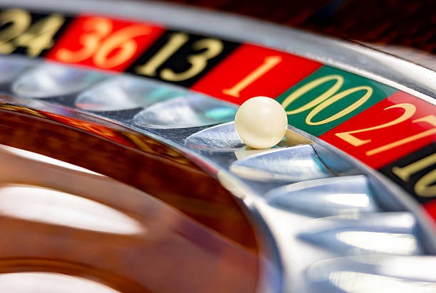 Texas Poker table layout with community cards and betting positions